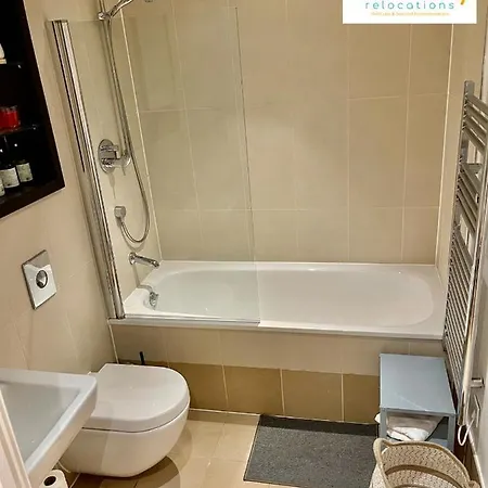 Homevy Relocations: Stylish Serviced At Dock Leeds (West Yorkshire)
